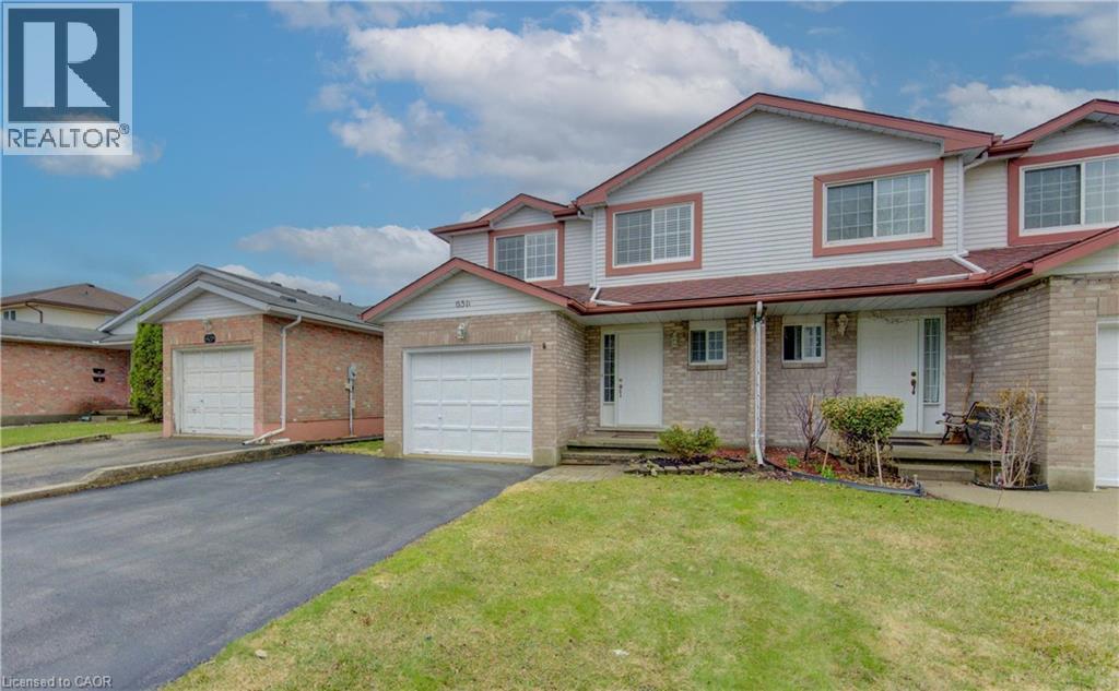 651 PINEROW Crescent Unit# A