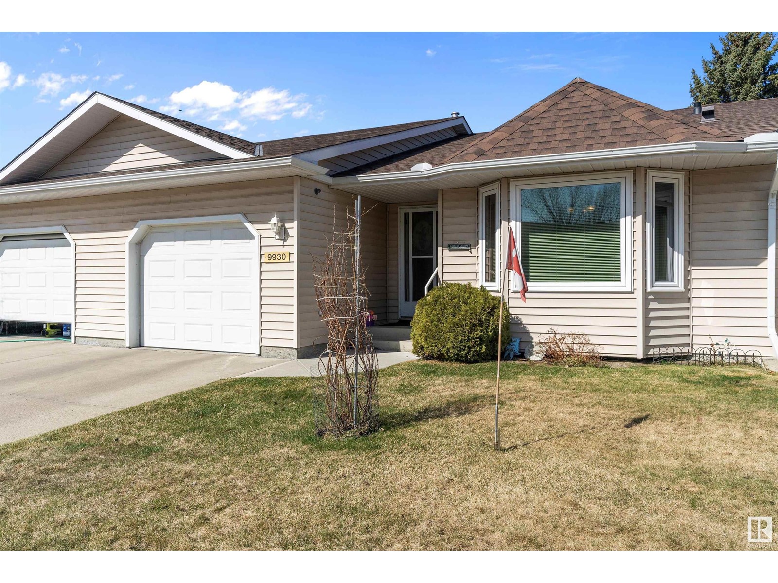 9930 176 AV NW