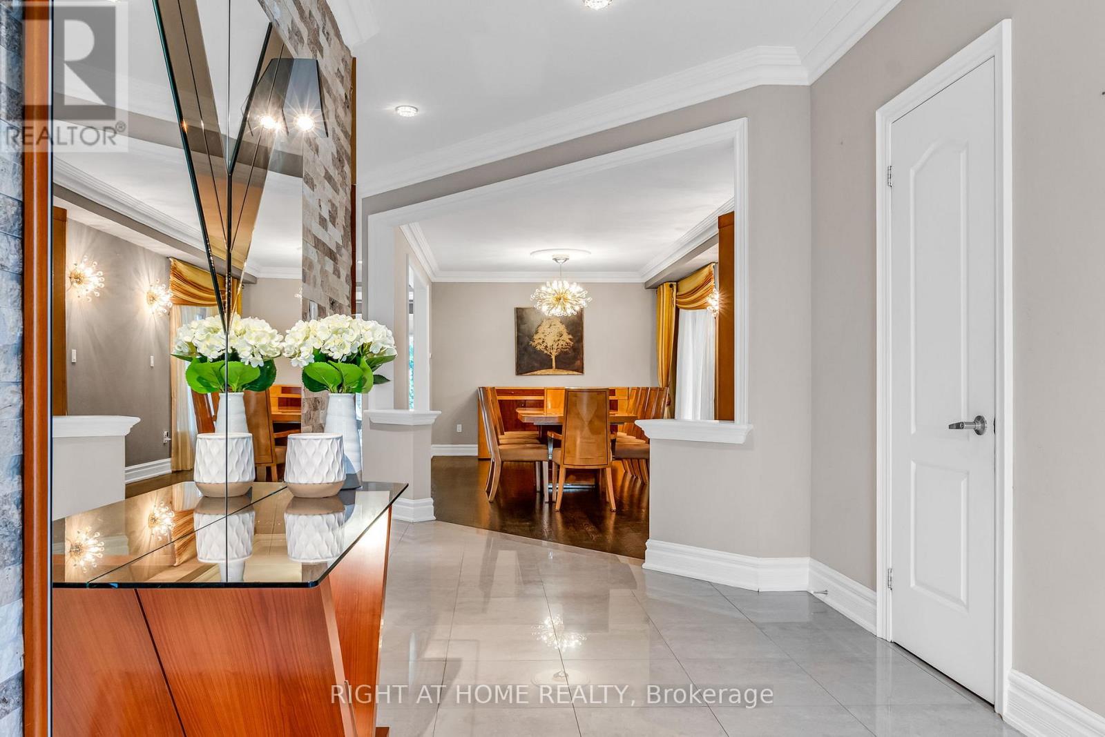 29 PINEWOOD DRIVE
