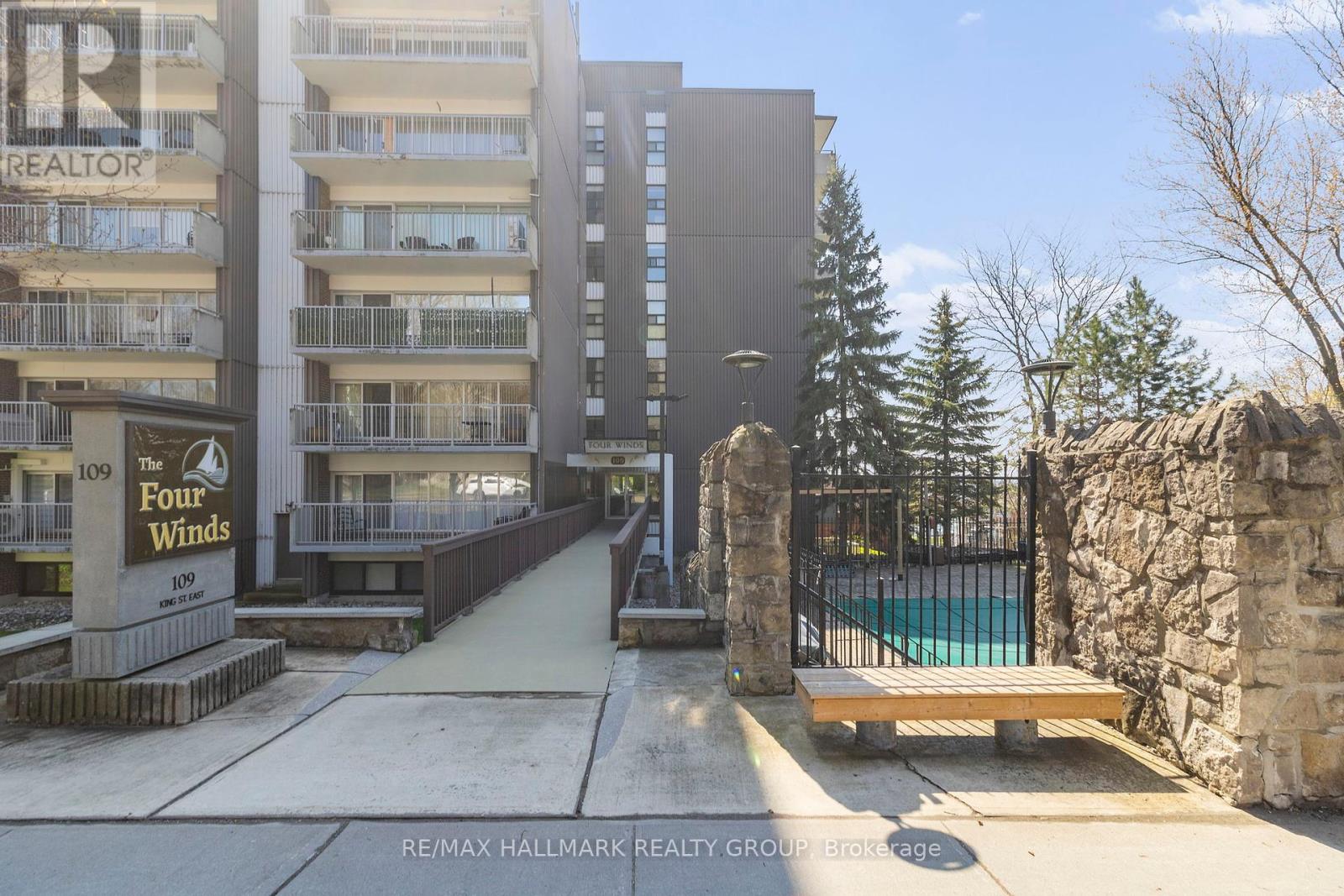 308 - 109 KING STREET E