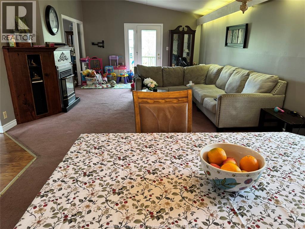 618 MERSEA RD 8