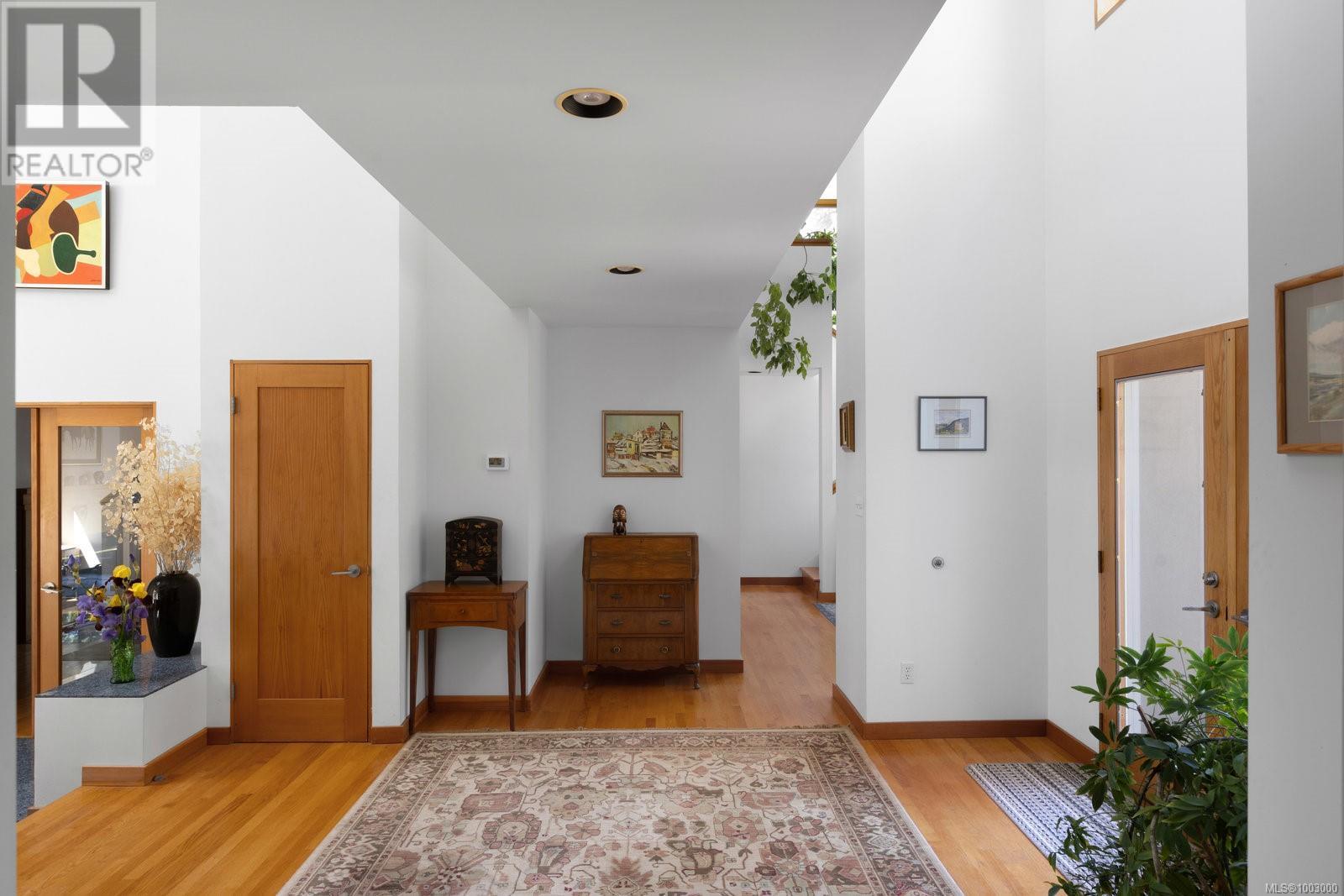 1922 Meadowbank Rd