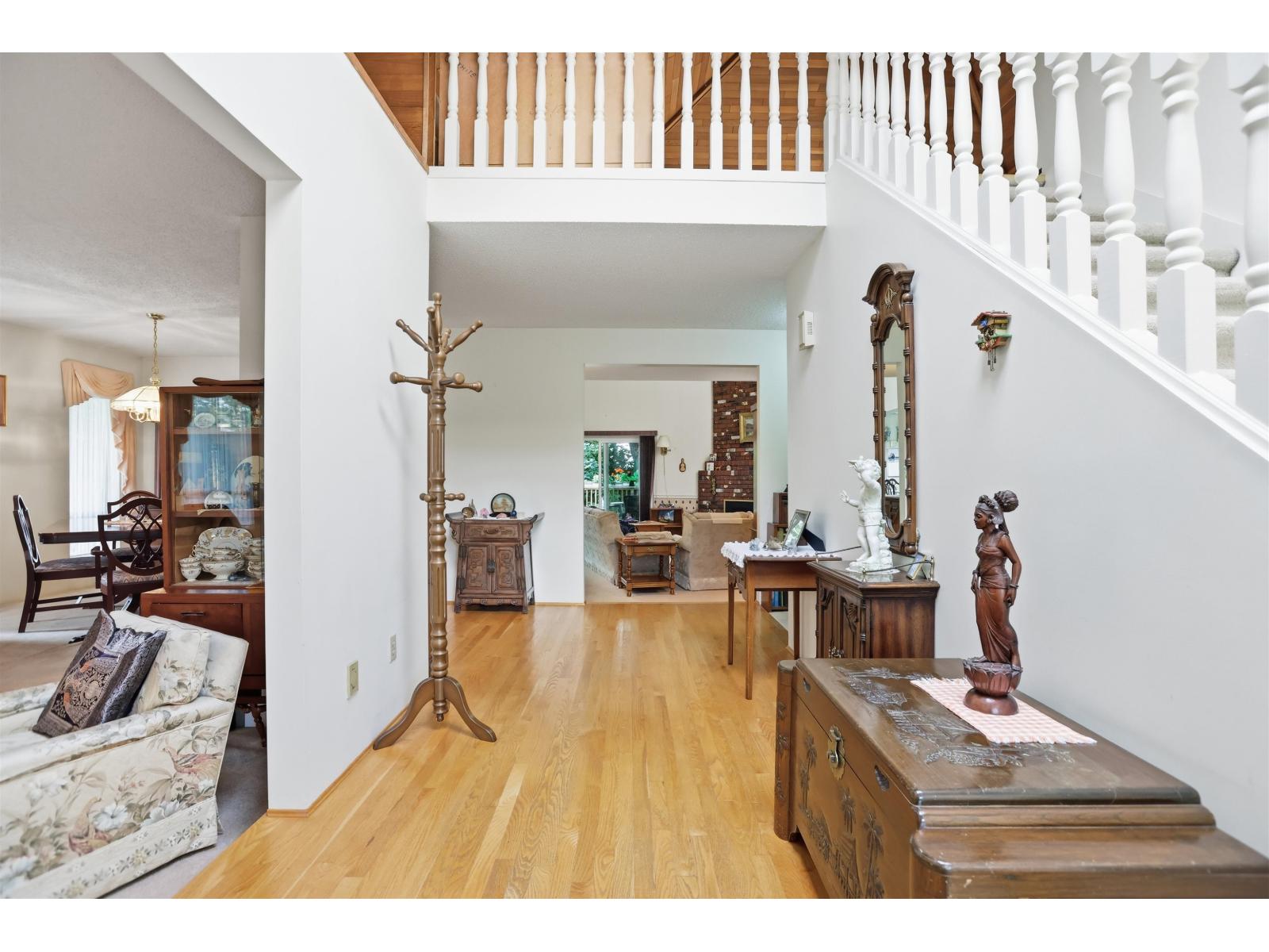 11104 BRIDLINGTON DRIVE