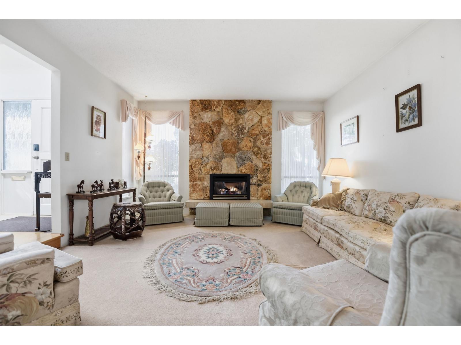 11104 BRIDLINGTON DRIVE