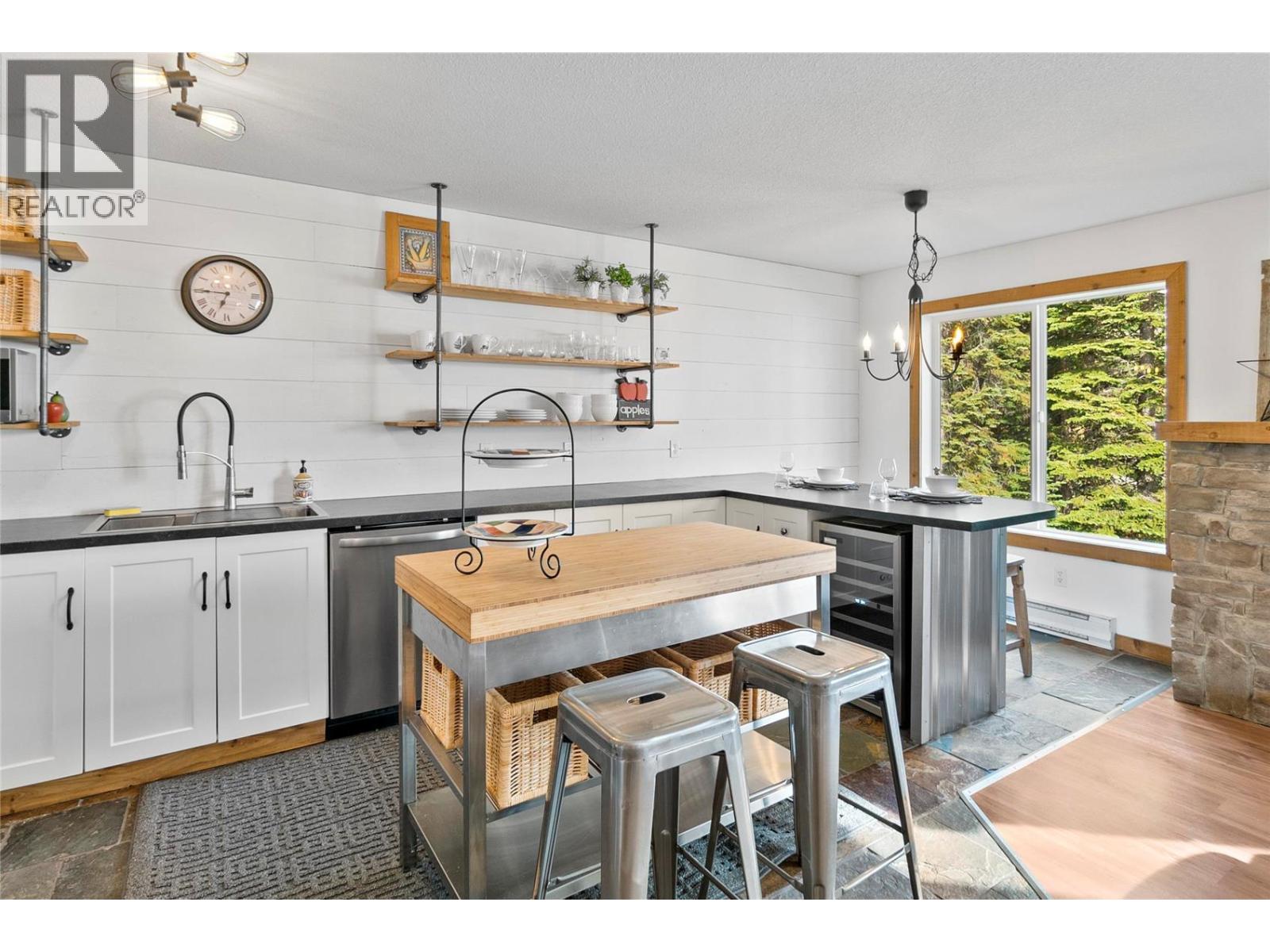 40 Kettle View Road Unit# 437F