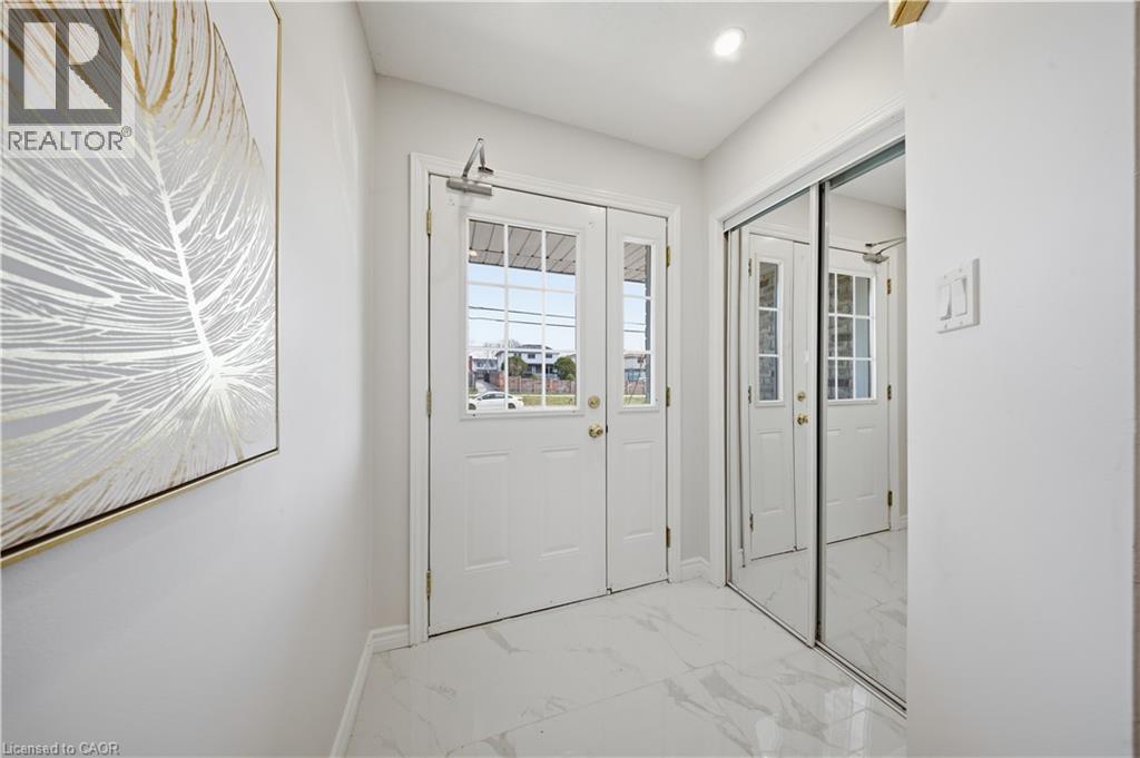 1496 FRANKLIN Boulevard