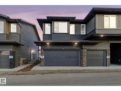 #7 2710 66 st SW Edmonton AB T6X3H4