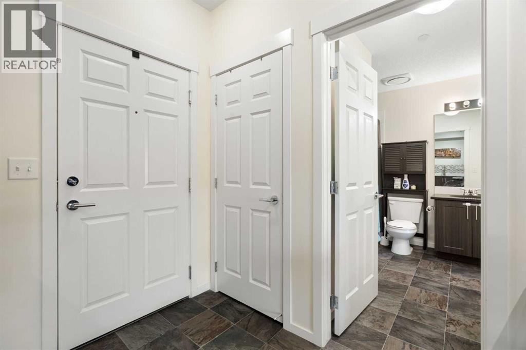 3317, 99 Copperstone Park SE