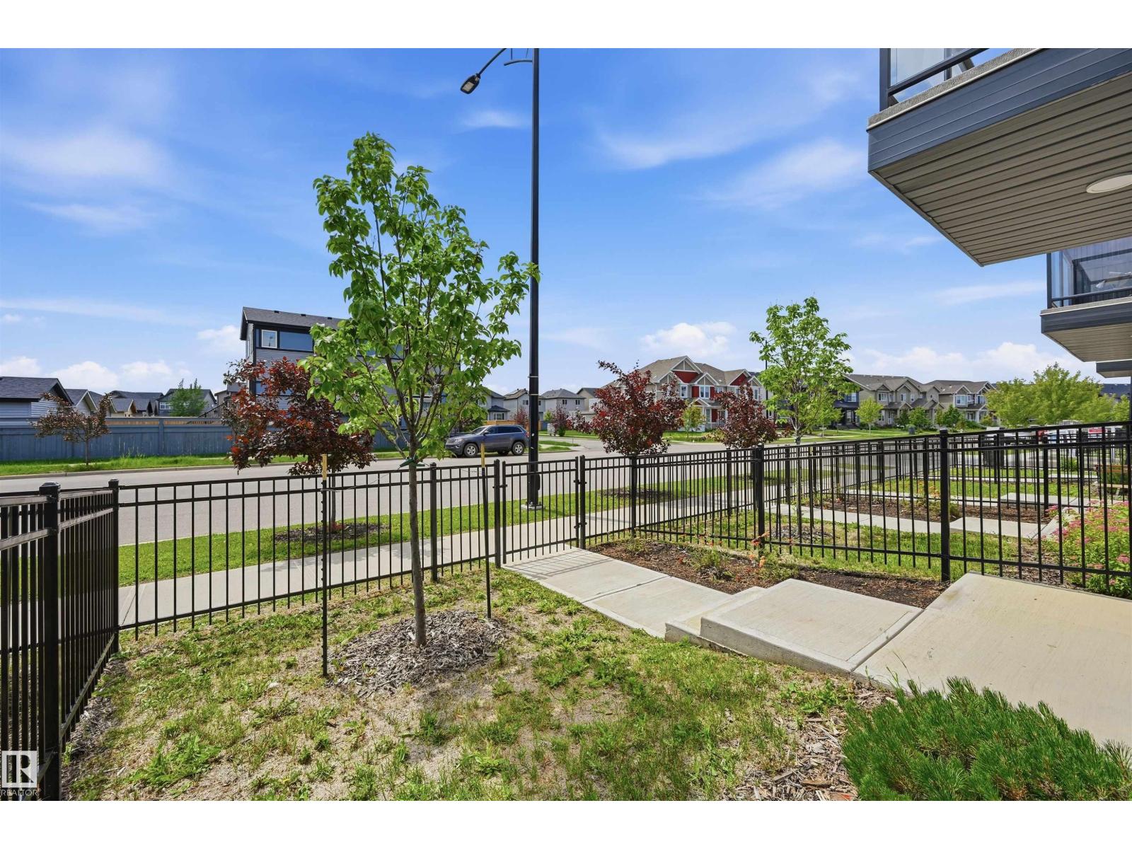 #4 11910 35 AV SW