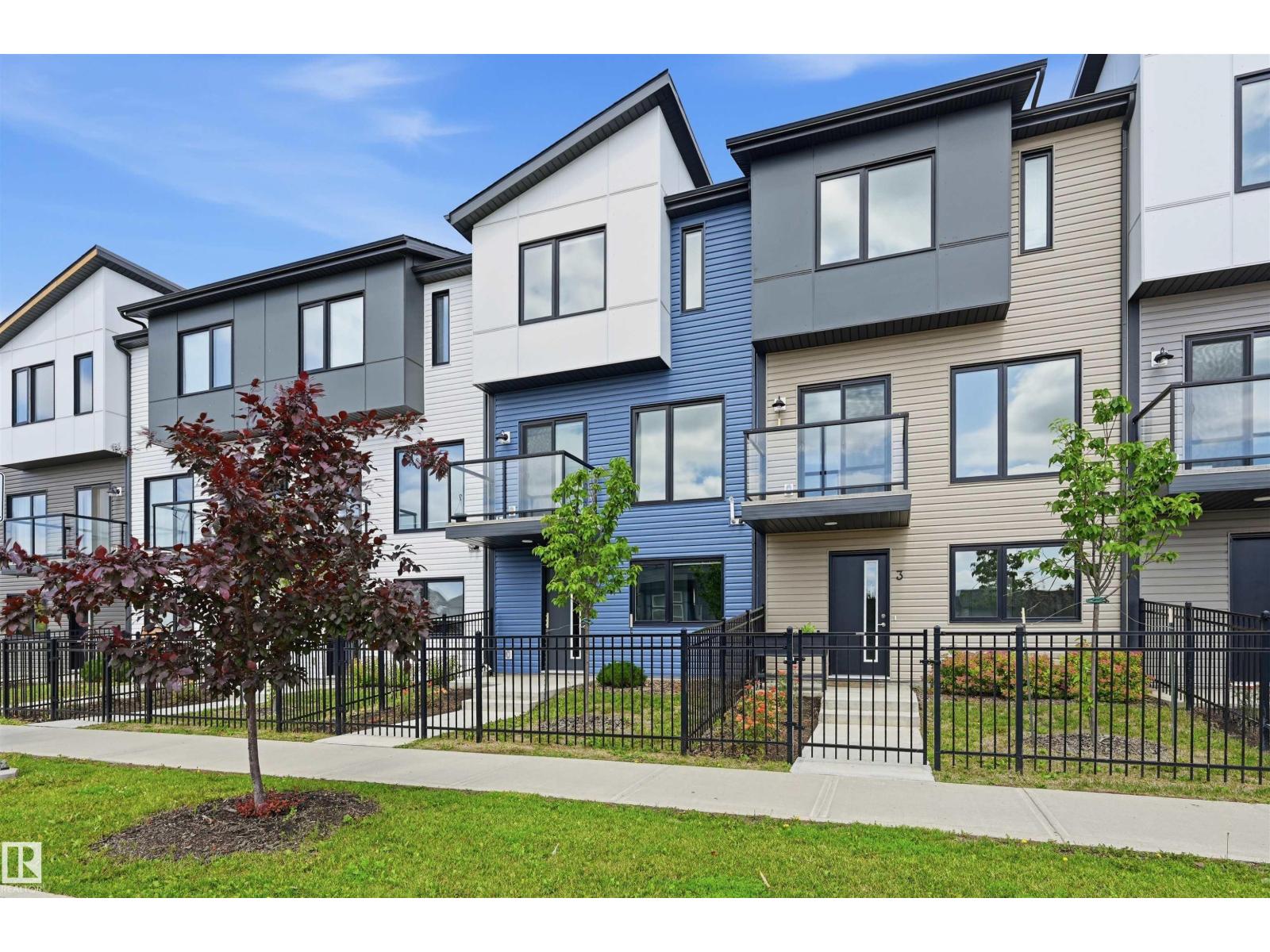#4 11910 35 AV SW