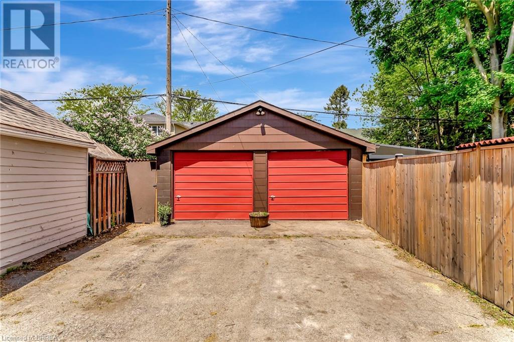 47 LANSDOWNE Avenue