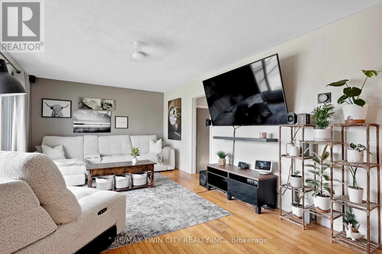 36 HILLTOP DRIVE