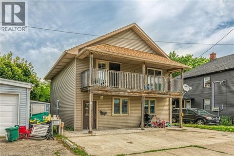 8 NICKEL Street Port Colborne ON L3K1B1