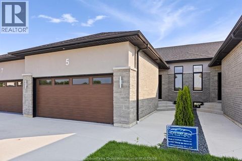 5 EAGLE STREET Leamington ON N8H0E1