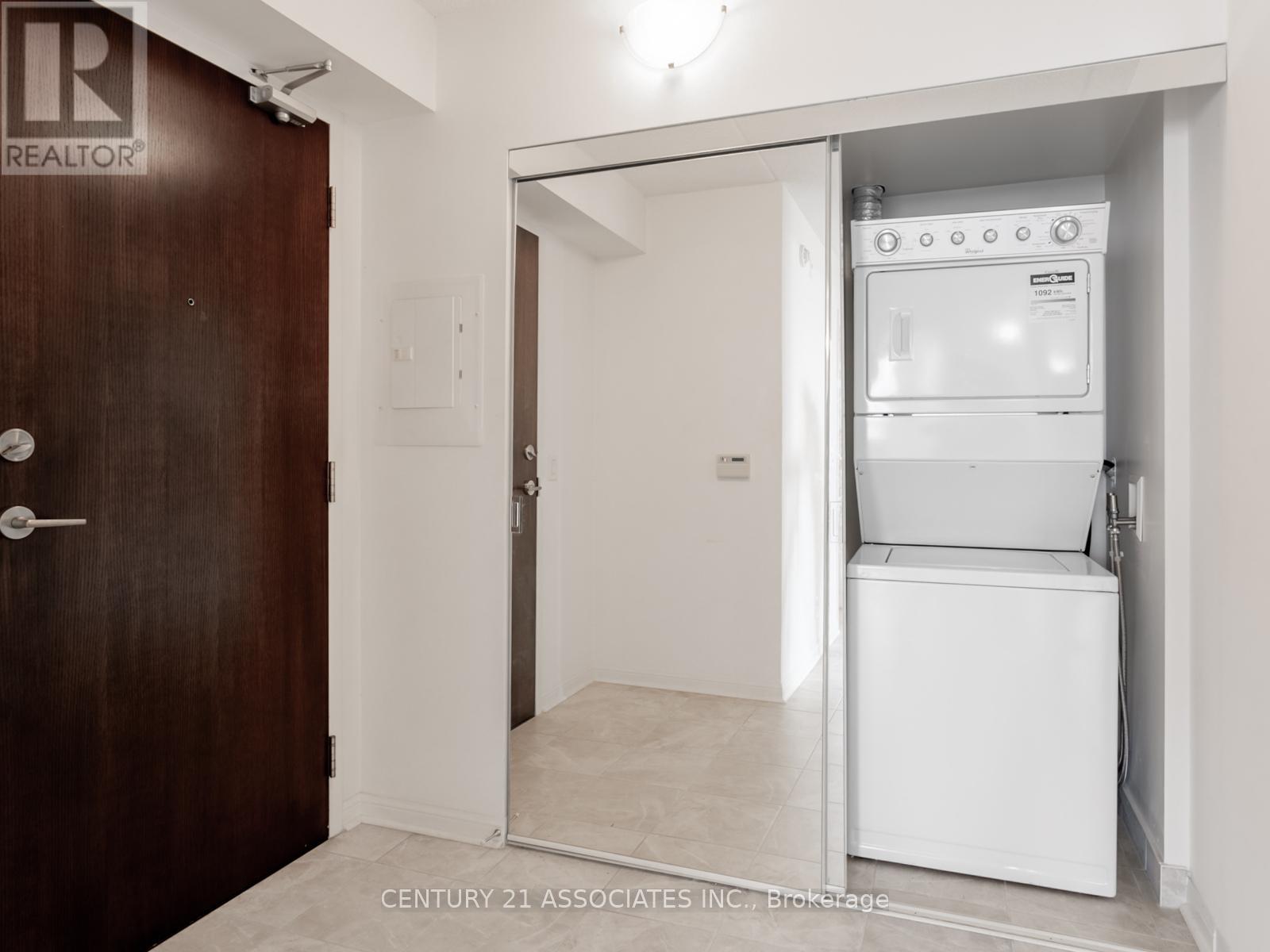 204 - 50 VIA ROSEDALE WAY