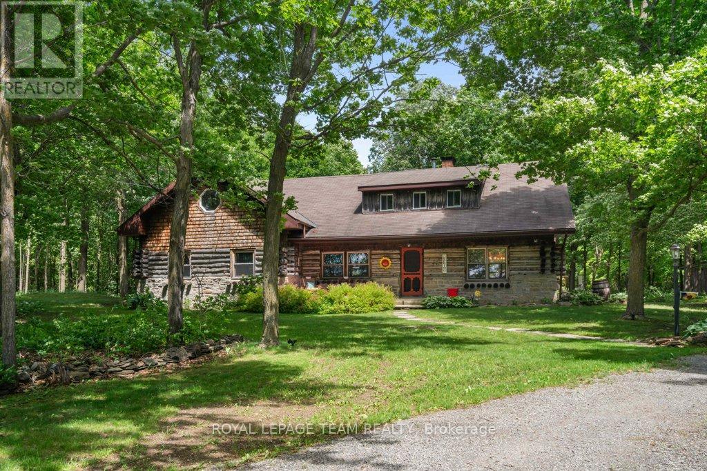 1462 RIDEAU RIVER ROAD