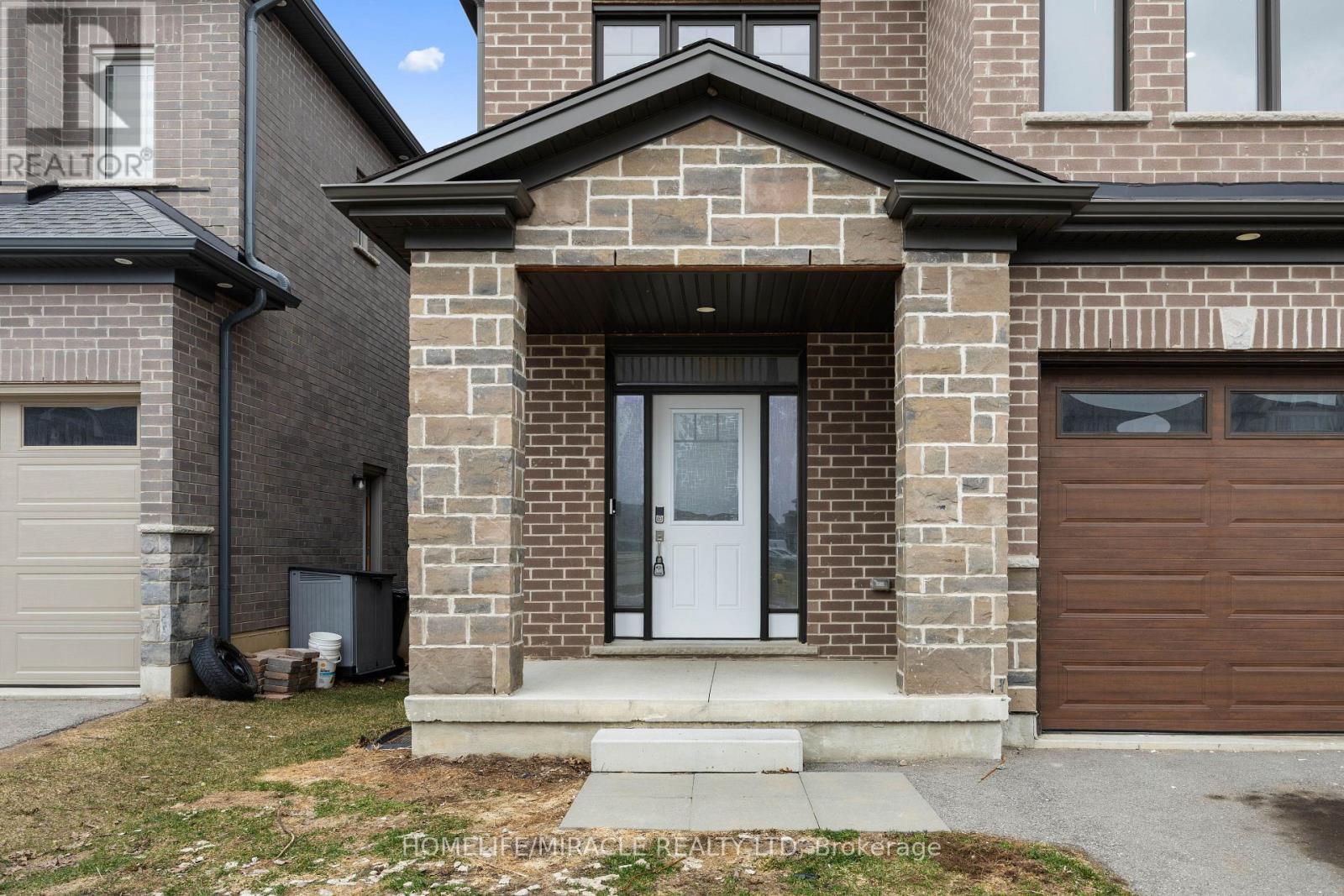 196 FREURE DRIVE