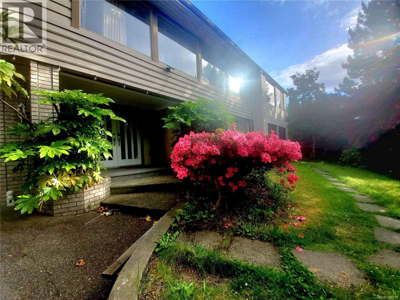 4355 Emily Carr Dr