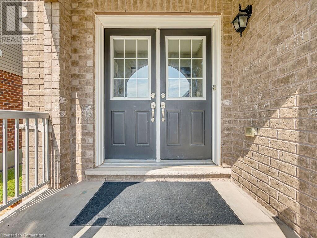 552 LINDEN Drive