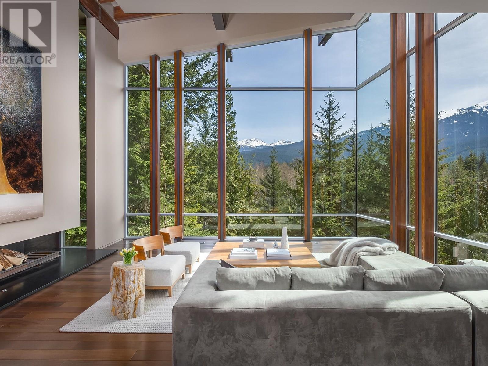 7452 TREETOP LANE