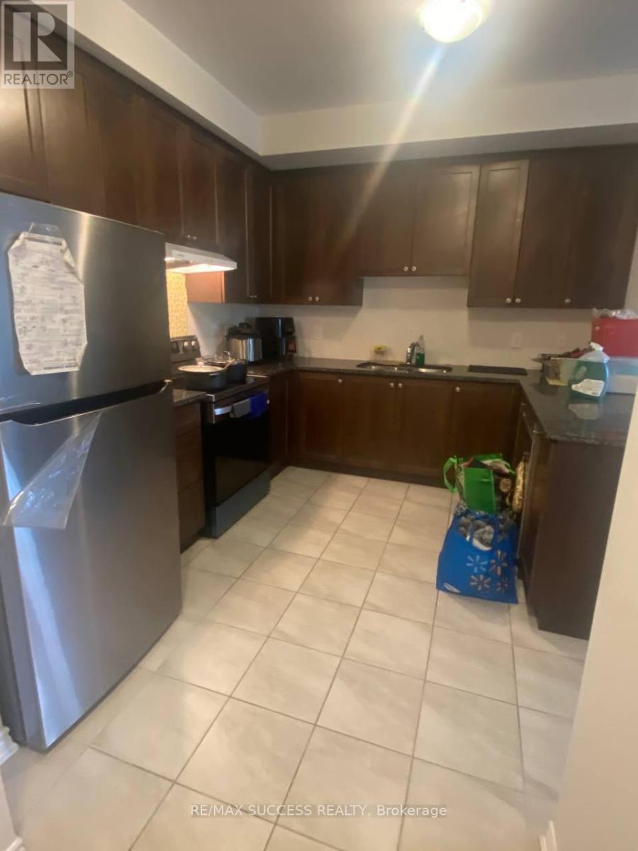 87 - 677 PARK ROAD N