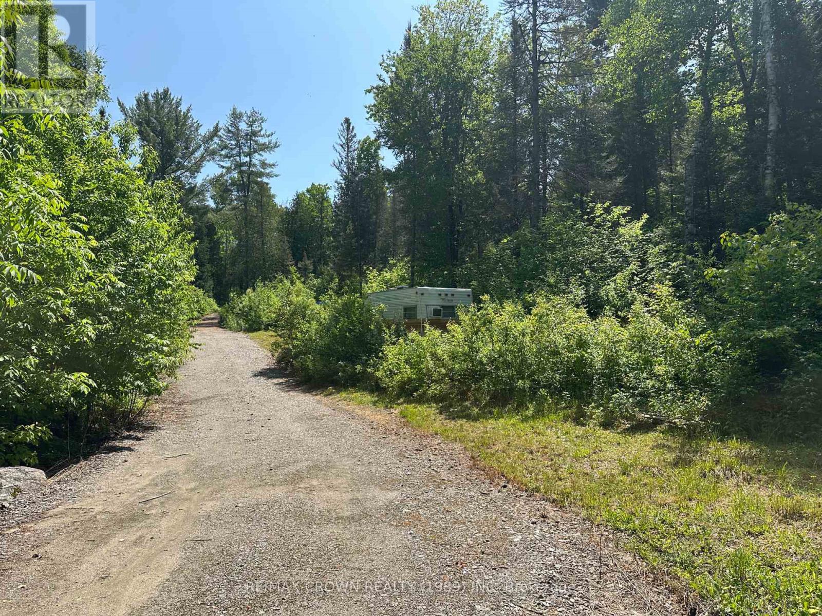 801 HIGHWAY 17 E