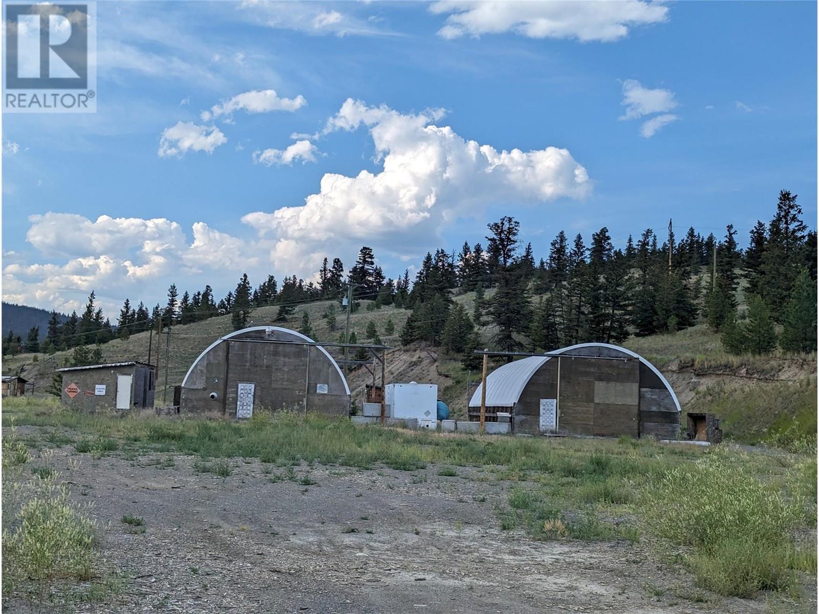 7088 Cariboo Highway