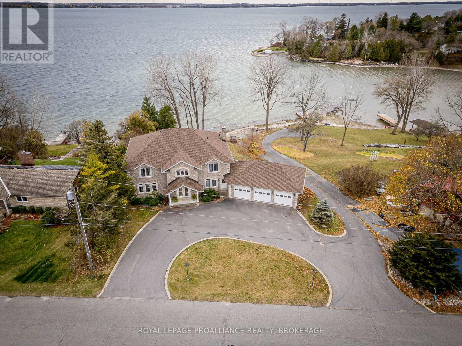 4734 LAKESIDE LANE