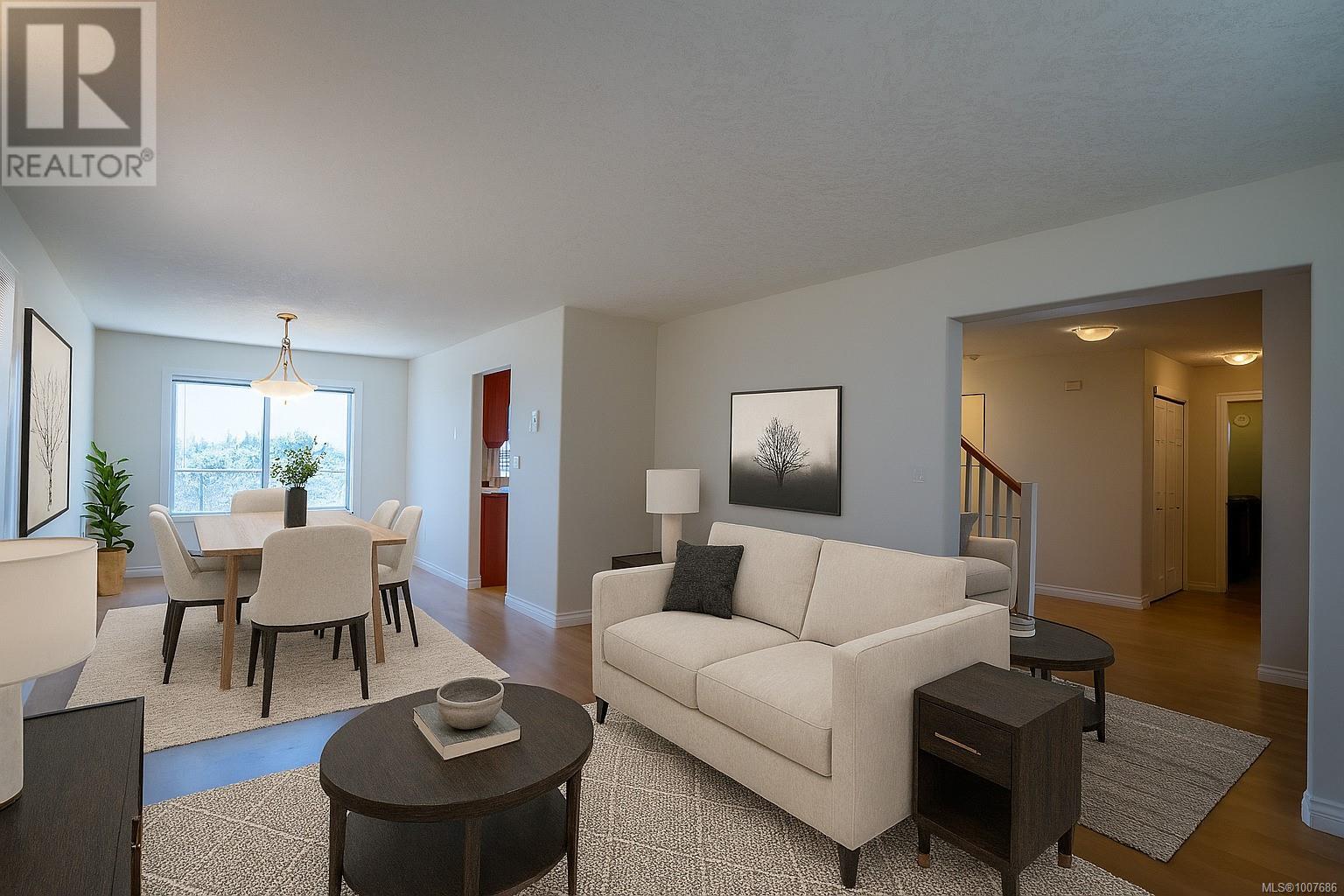 2562 Crystalview Dr