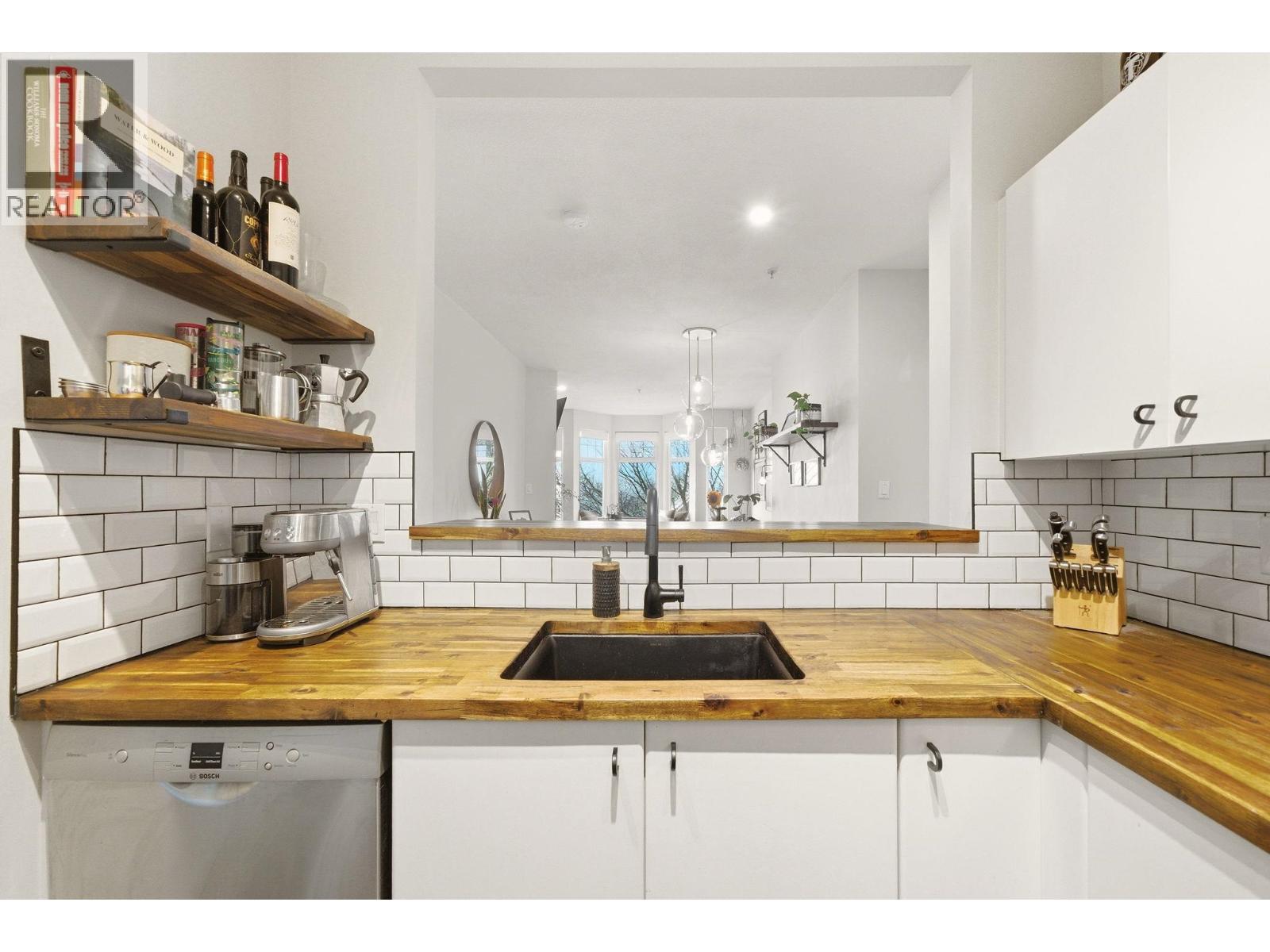 209 580 TWELFTH STREET