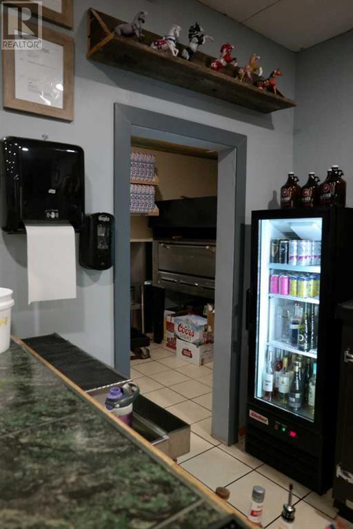8, 186007 PRIDDIS VALLEY Road W