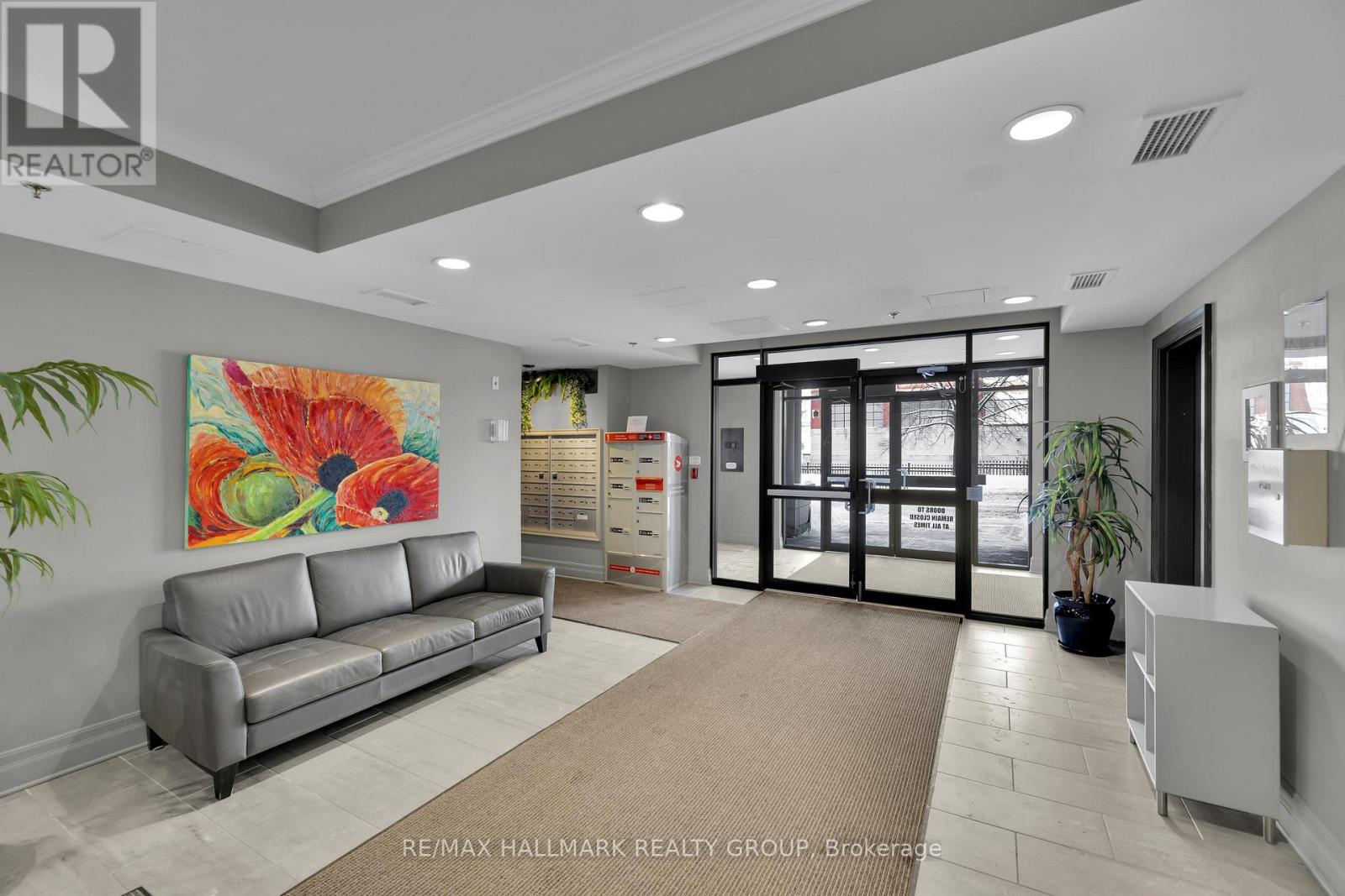 203 - 260 BESSERER STREET