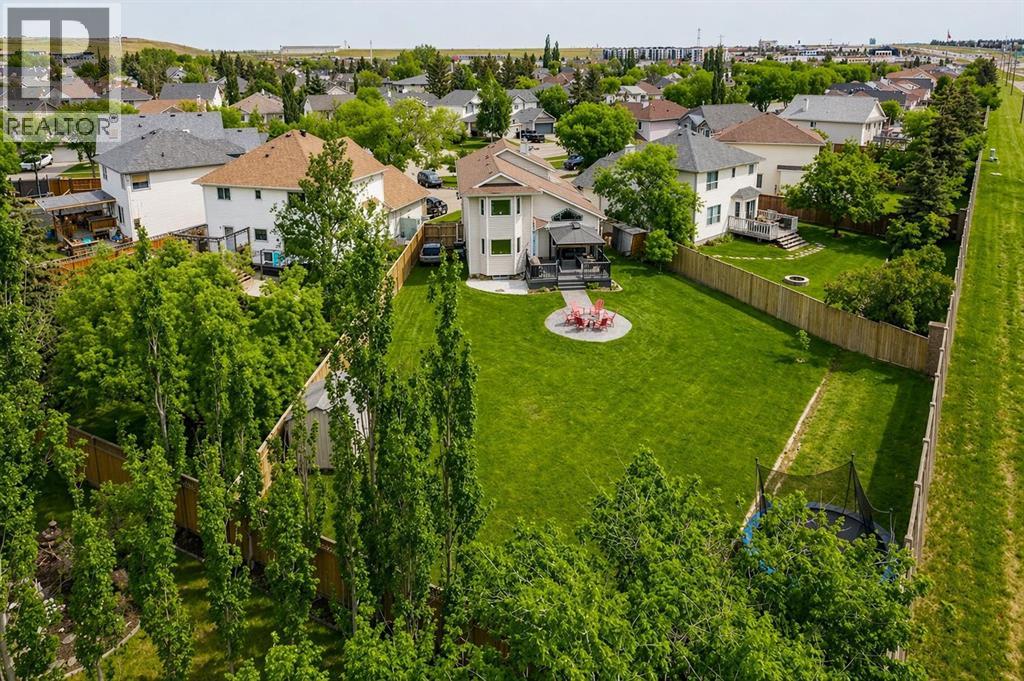 220 Douglas Glen Bay SE