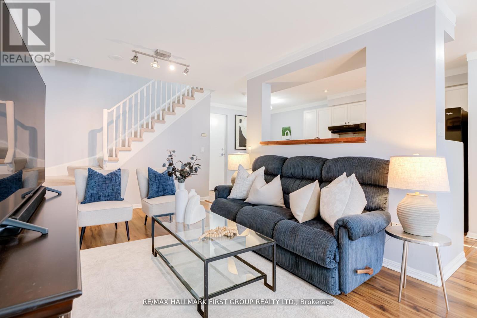 507 - 1400 THE ESPLANADE N