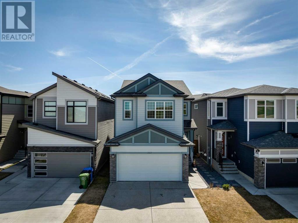 353 Walcrest View SE