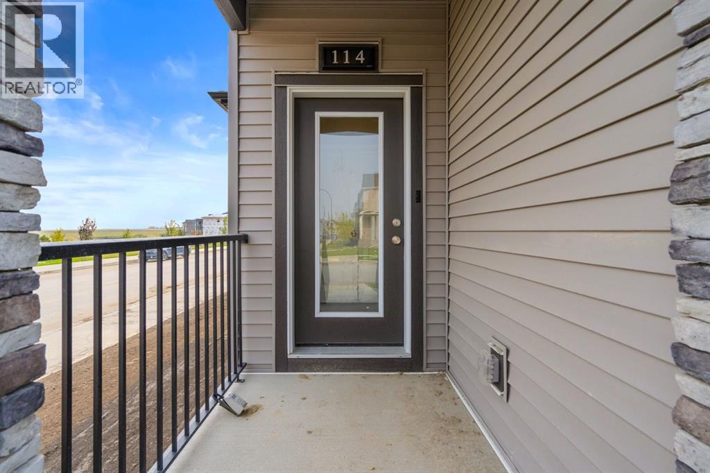114 Lewiston Way NE