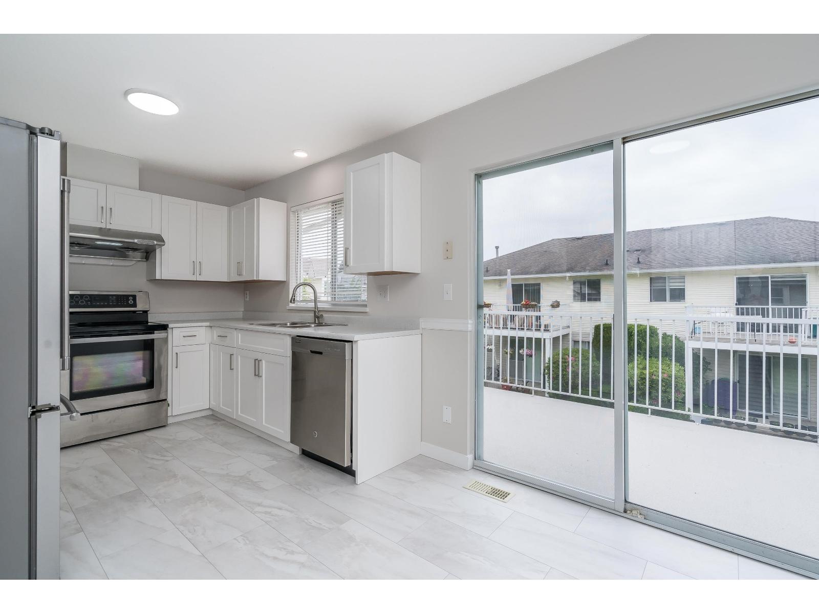 31 31255 UPPER MACLURE DRIVE