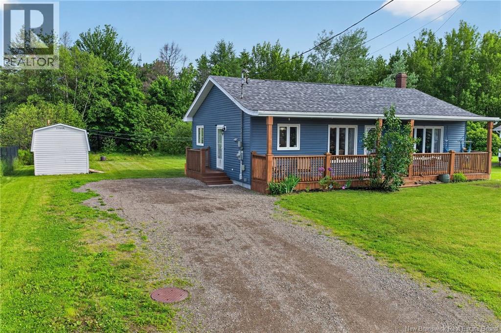Photo 1 of 43 — 17 Lauza, Saint-Antoine, NB E4V1J8