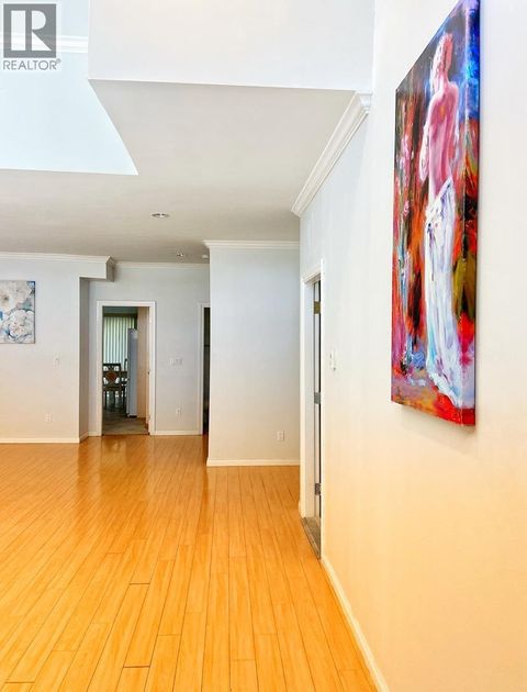 5989 RUMBLE STREET Burnaby BC V5J2C6