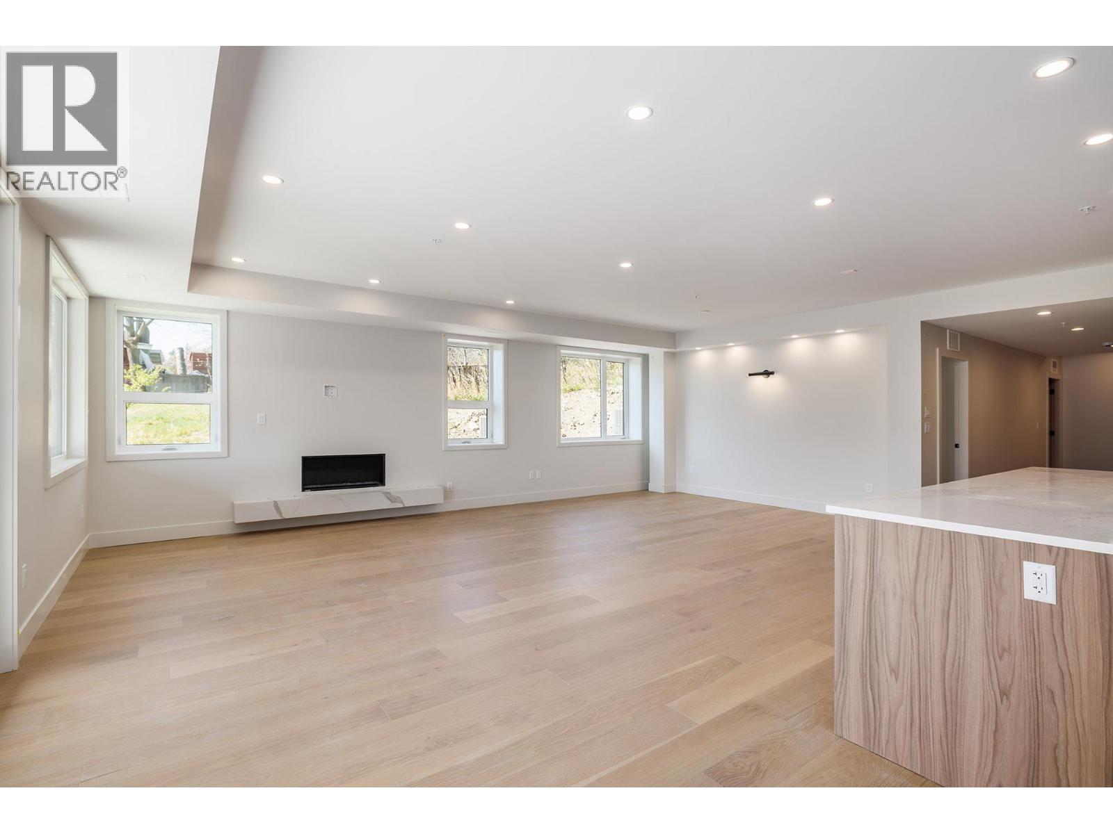 5304 Buchanan Road Unit# 102