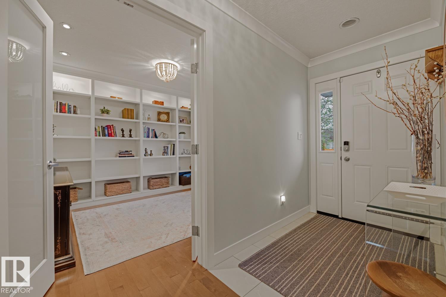 6310 109A ST NW