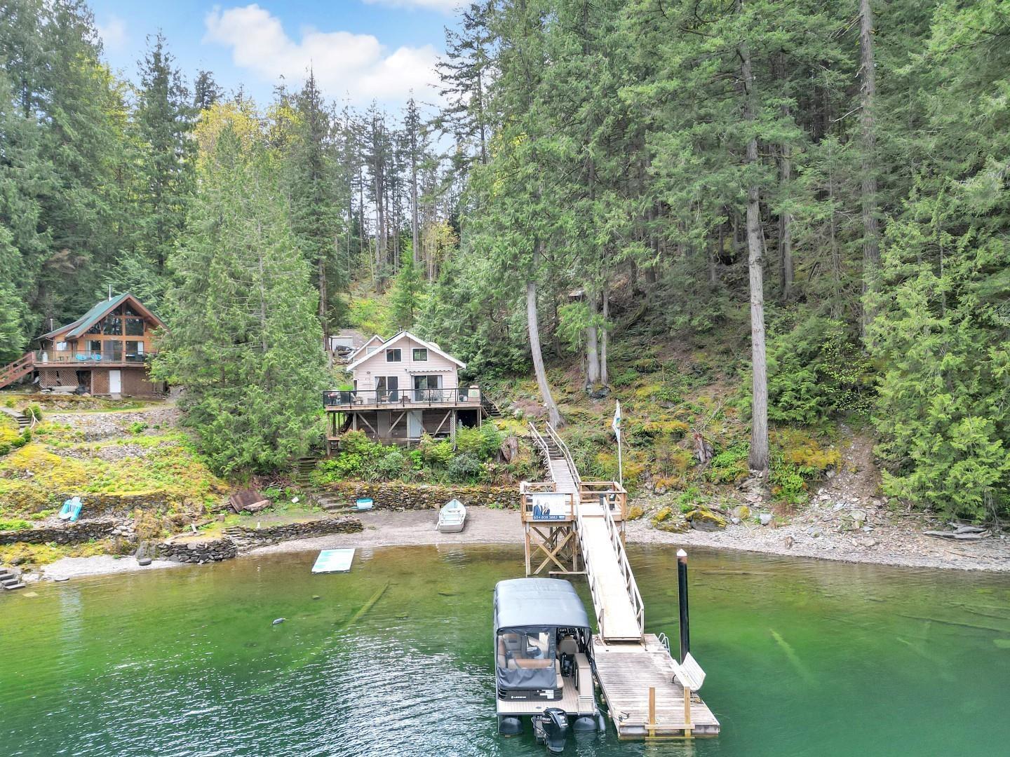 BLK A DL 492 CASCADE BAY|Harrison Lake