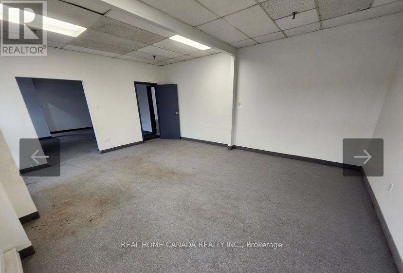 3 & 4 - 1110 KAMATO ROAD