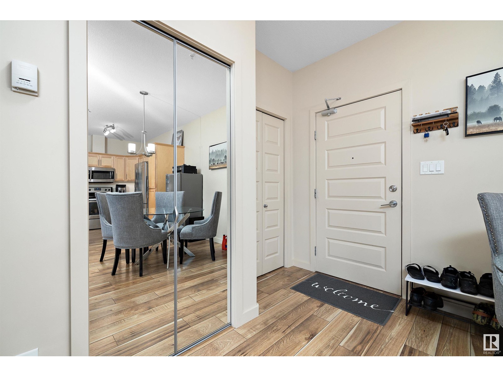 #214 304 Ambleside Li SW