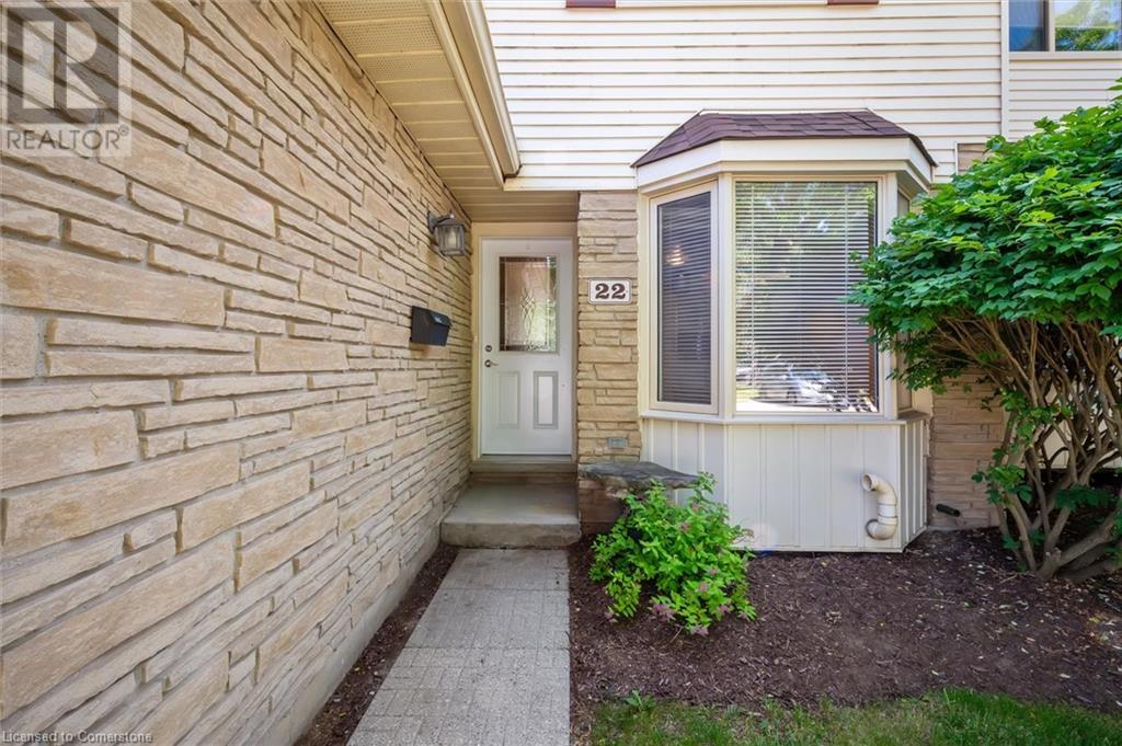 476 KINGSCOURT Drive Unit# 22