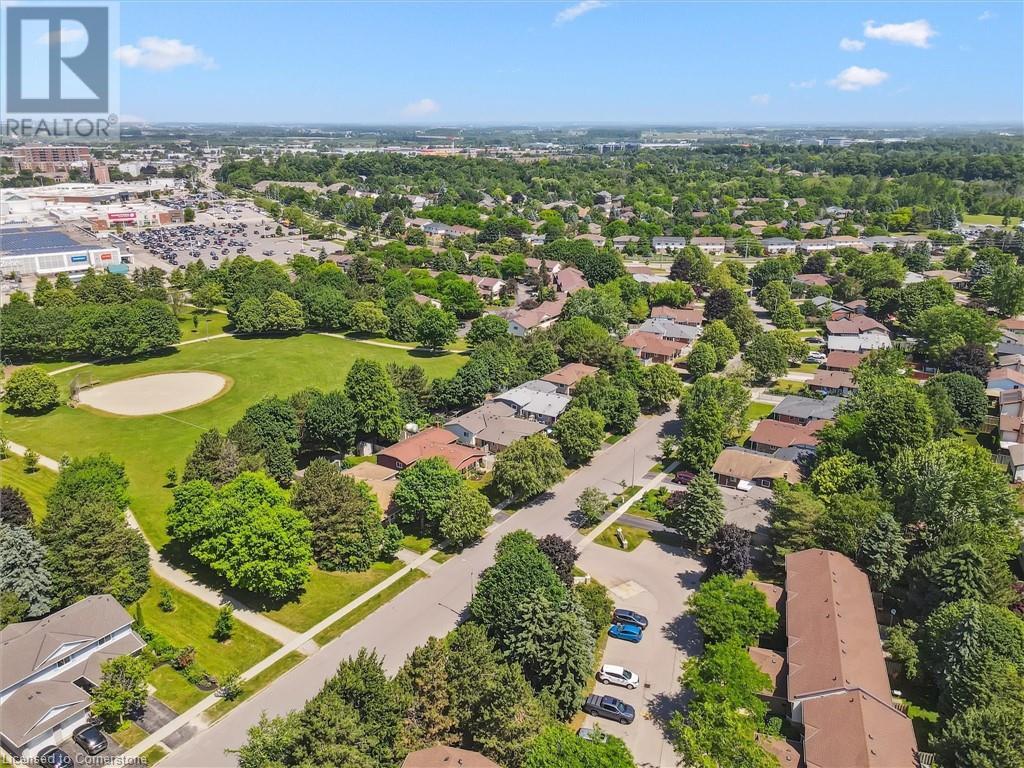 476 KINGSCOURT Drive Unit# 22