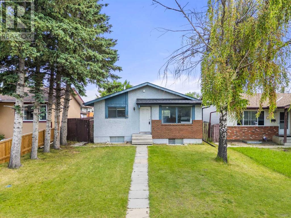 67 Fallswater Road NE