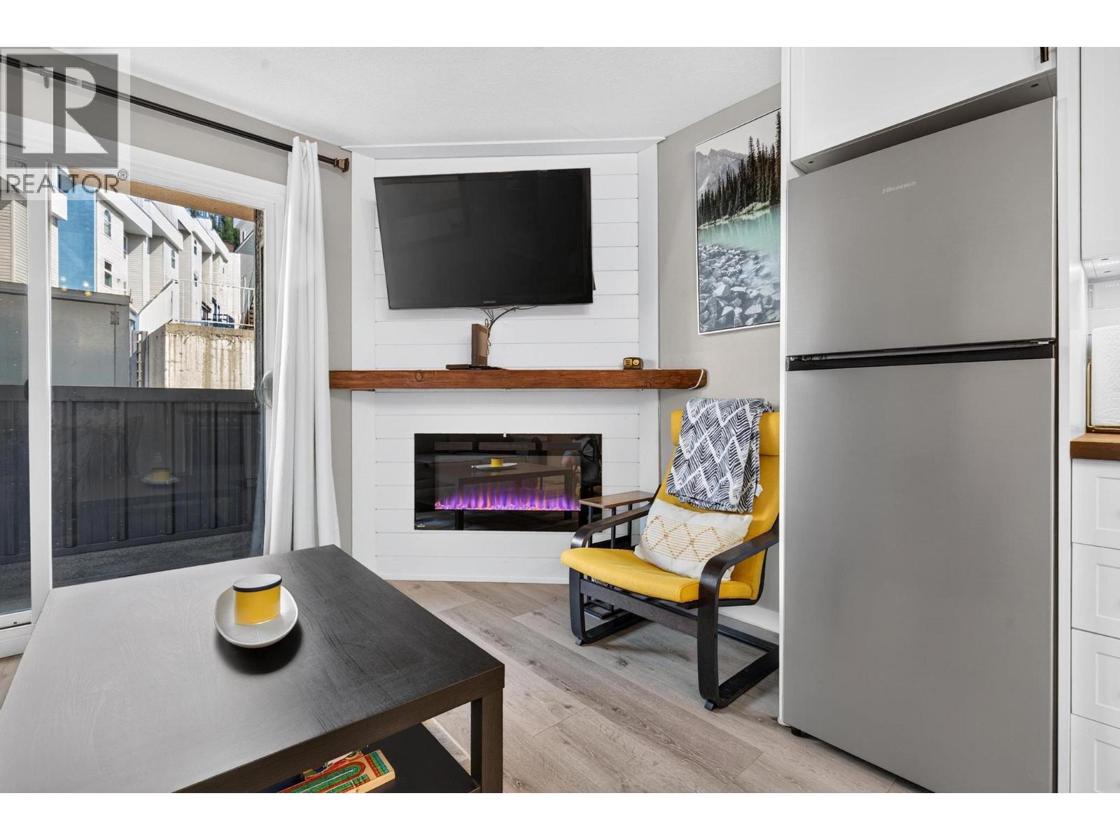20 Kettle View Road Unit# 206
