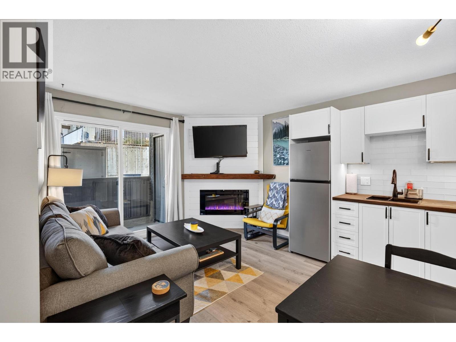 20 Kettle View Road Unit# 206
