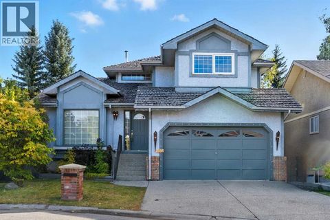 135 Canterbury Court SW Calgary AB T2W6C1